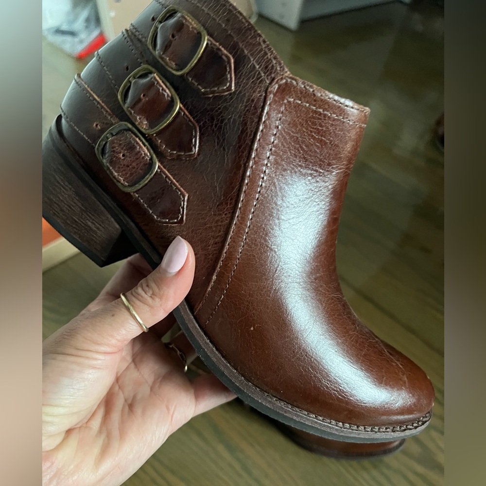 Boots new with out  box